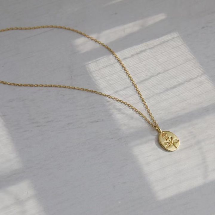 Fashion%20Ins%20Style%20Simple%20Engraved%20Flower%20Necklace%20for%20Women%20Exquisite%20Gold%20Plated%20Sweather%20Chain%20Pendant%20Necklace%20for%20Mother's%20Day%20Jewelry%20Gift%20Qoddess%20-%20Image%208