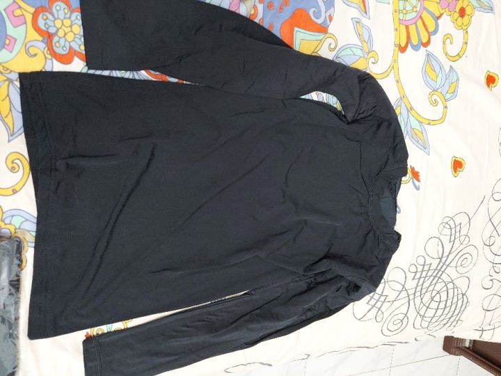 Full%20Sleeve%20Plain%20Skin%20T-Shirt%20Dri-Fit%20Base%20Layer%20For%20Sports%20-%20Enhance%20Your%20Performance%20With%20Dri-Fit%20Compression%20Top%20-%20Image%2010