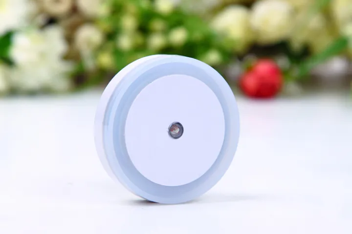 Auto%20On/Off%20Mini%20Wall%20LED%20Night%20Light%20Round%20Shape%20Smart%20LED%20Dim%20light%20with%20Light%20Sensor%20Bulb%20Plug%20&%20Play%20for%20Bedroom,%20Bathroom%20Hallway%20Pathway%20Toilet%20Energy-Saving%20Night%20Light%20Nightlight%20(US%20plug)%20-%20Image%208