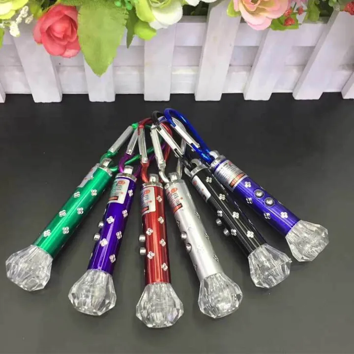 Laser%20Pointer%20LED%20Light%20Key%20Ring%20-%20Funny%20Cat%20Play%20Toy%20-%203%20in%201%20Best%20Entertainment%20Tool%20For%20Kids%20-%20Image%205