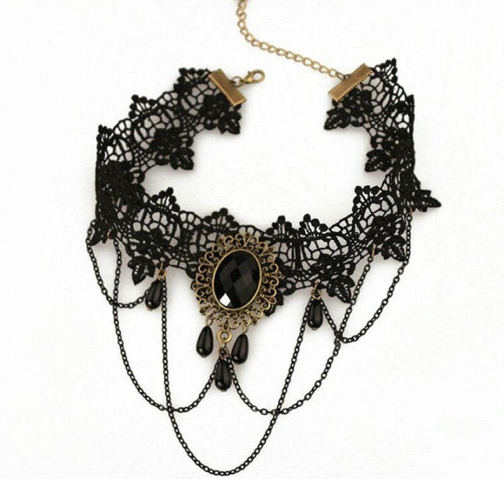 Retro%20Black%20Lace%20Tassel%20Choker%20Necklace%20Clavicle%20Chain%20False%20Collar%20Gothic%20Style%20Adjustable%20Lace%20Necklace%20for%20Women%20Girls%20-%20Image%205