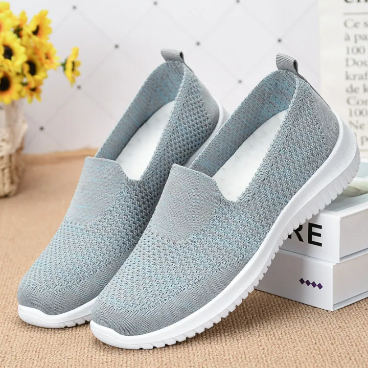 Shoes%20for%20women%20in%20the%20spring,%20new%20one-footed%20mom%20shoes,%20middle-aged%20and%20elderly%20women's%20shoes,%20soft-soled%20casual%20lazy%20shoes%20-%20Image%202