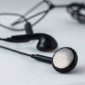 Junerose Jr-I4S In-Ear Earphones With Box By M.B Telicom - Headphone. 