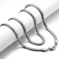 Fashionable Rounded Snake Chain Necklace for Men. 