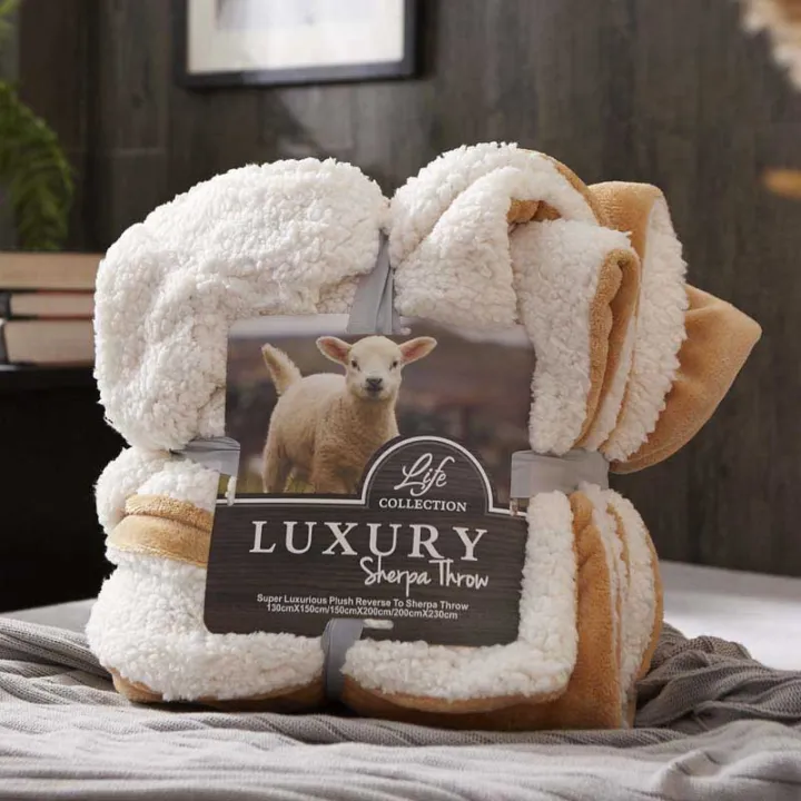 Super%20Warm%20Blanket%20Luxury%20Thick%20Blankets%20For%20Beds%20Fleece%20%20and%20Throws%20Winter%20%20Bed%20Cover%20-%20Image%205