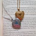 Small Love Heart Photo Locket Necklace for Kids and Women, Stainless Steel Pendant, Trendy Design, Ideal Gift for Anniversary, Engagement, or Special Occasions. 