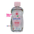 Johnson’s Baby Oil 200 ml (Italy).