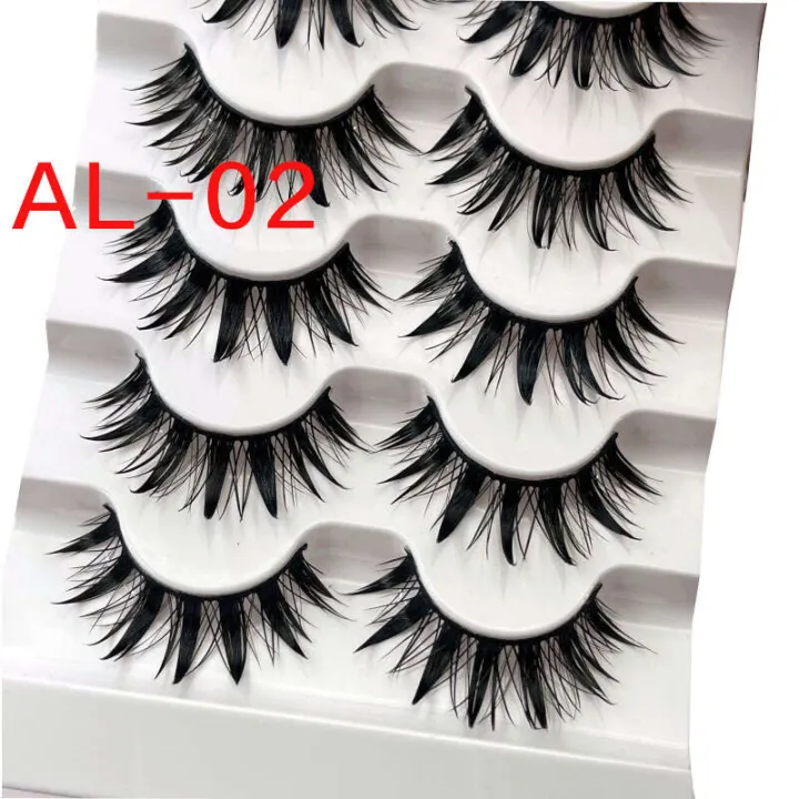 Wet%20Comic%20Barbie%20Sharp%20Thai%20Makeup%20Thick%205%20Pairs%20of%20Fake%20Eyelashes,%20Natural%20Slim,%20Simulated%20Curling,%20Hard%20Stem%20Eyelashes%20-%20Image%203