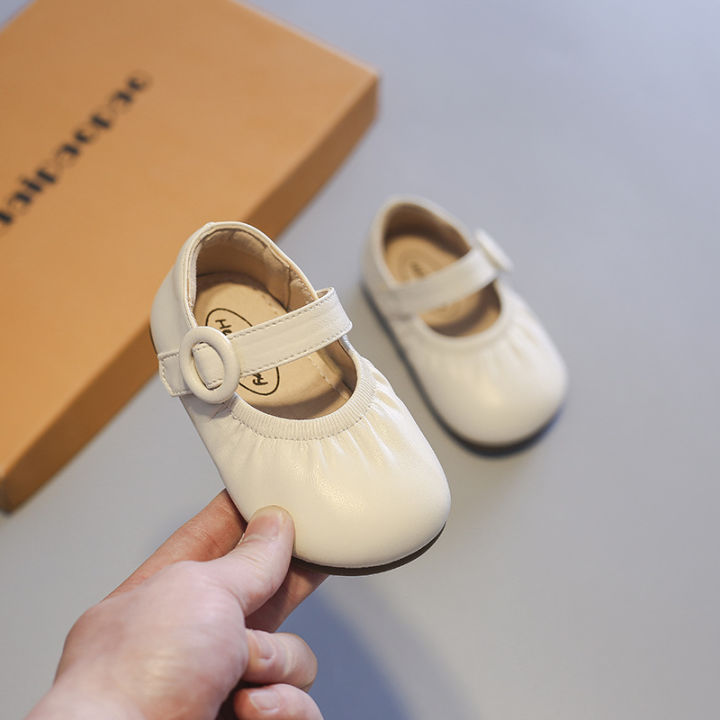 Girl%202023%20Spring%20and%20Autumn%20New%20Princess%20for%20Children%201%20to%203%20Years%20Old%20Non%20slip%20Small%20Leather%20Soft%20Sole%20Baby%20Walking%20Shoes%20-%20Image%206