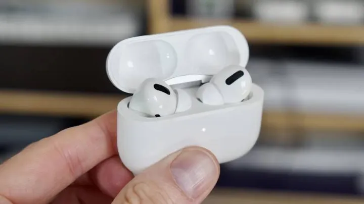AirPods%20Pro%201ST%20GENARATION%20MADE%20IN%20DUBAI%20ANC%20Bluetooth%20Earbuds%20Touch%20Control%20by%20MSB%20%20SHOP%20-%20Image%202