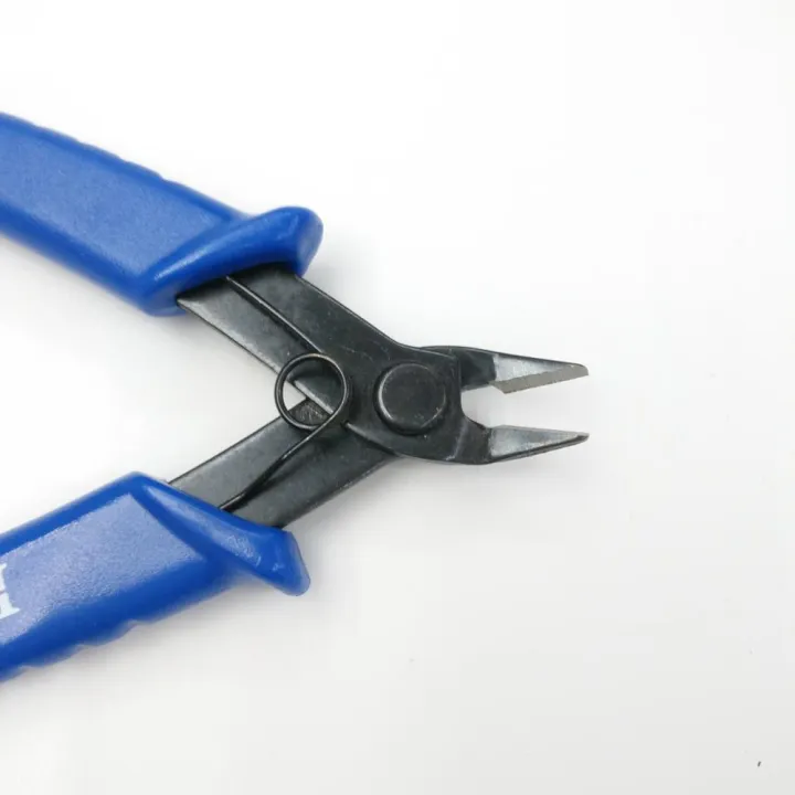 KOOCU%20Electrical%20Component%20Wire%20Cable%20Cutters%20Diagonal%20Pliers%20Side%20Cutting%20Nippers%20-%20Image%206
