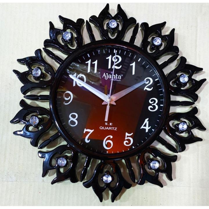 Stylish Wall Clock - Modern Design for Home and Office