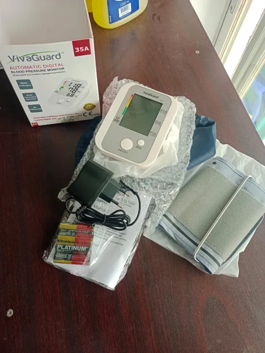 Vivaguard%2035A%20Automatic%20Digital%20Blood%20Pressure%20Monitor%20-%20Image%205