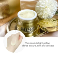 AILKE Boost Luster Glutathion & Nicotinamide Whitening Cream – 25g. 