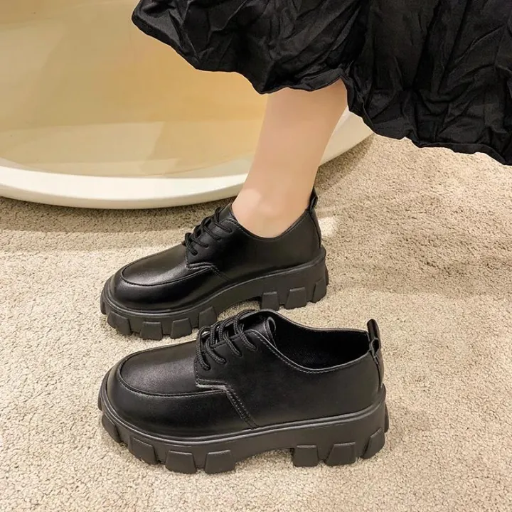 Hot%20Classic%20Black%20Platform%20Oxford%20Shoes%20Women%20Loafers%20Summer%20Autumn%20Casual%20Lace%20Up%20Flats%20Ladies%20Punk%20Gothic%20Leather%20Chunky%20Shoes%20Moonlight%20Shines%20-%20Image%203
