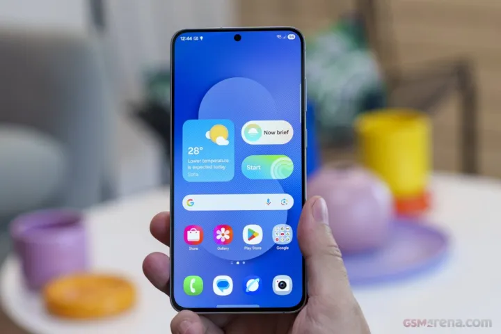 Samsung%20Galaxy%20S25%20FE%205g%20(8+128GB)%20Unofficial%20-%20Image%207