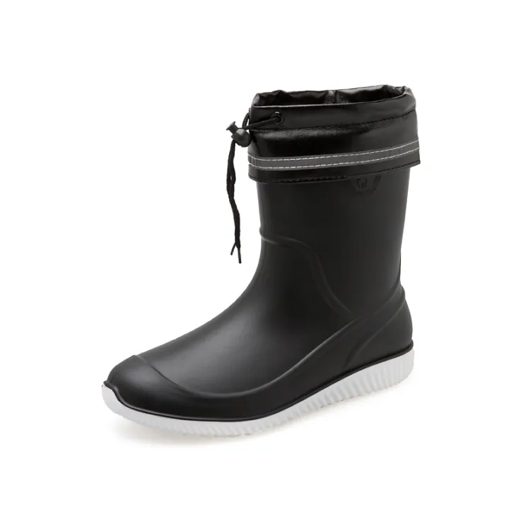 Casual%20Rain%20Boots%20Men's%20Rubber%20Shoes%20Middle%20Tube%20Non-Slip%20Waterproof%20Rain%20Boots%20Fishing%20Shoes%20Car%20WashPVCRubber%20Shoes%20Four%20Seasons%20Can%20Be%20Worn%20-%20Image%202