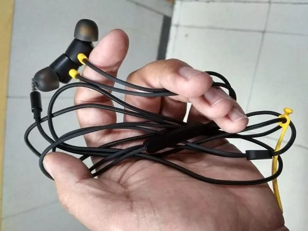 Realme%20Buds%202%20Wired%20Earphones%20-%20Black%20-%20Headphone%20-%20Headphone%20-%20Ear%20Phone%20-%20Earphone%20-%20Image%203