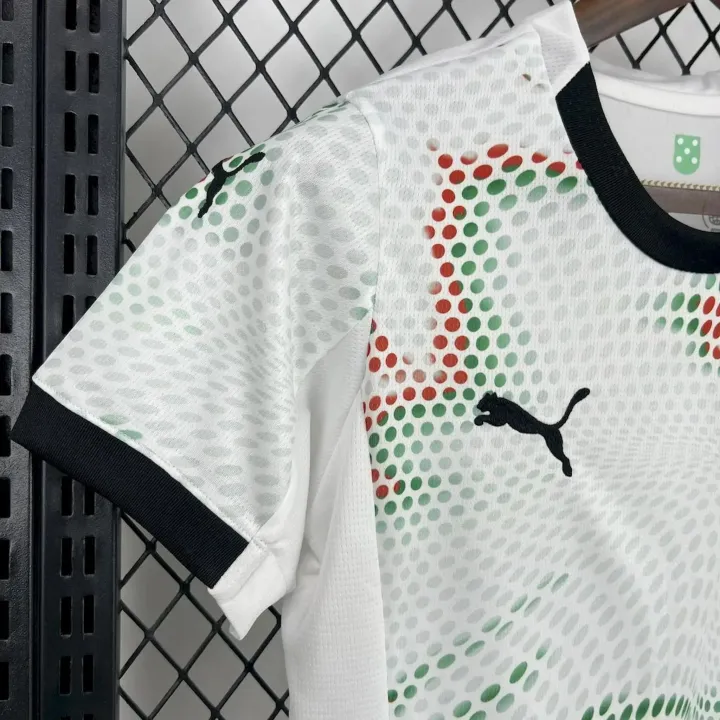 Portugal%20Home%20Football%20Jersey%2025/26%20Half%20Sleeve%20High%20Quality%20-%20Image%203