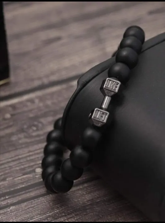 Classic%20Natural%20Black%20Dumbbell%20Bracelet%20for%20Men%20-%20Image%203