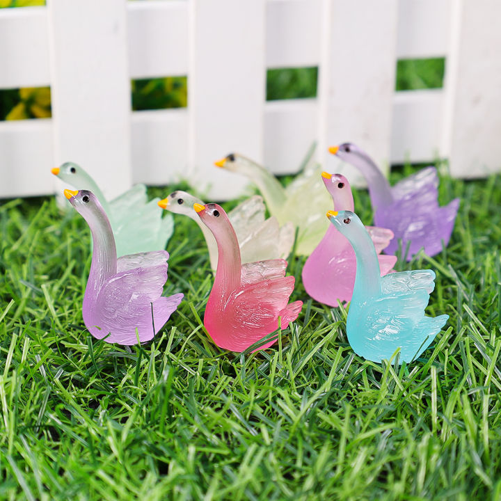 1/5/10Pcs%20Cute%20Mini%20Resin%20Luminous%20Tiny%20Swan%20Bulk%20Glow%20in%20The%20Dark%20Miniature%20Swan%20For%20DIY%20Garden%20Landscape%20Dollhouse%20Ornament%20Potted%20Home%20Decorations%20-%20Image%205
