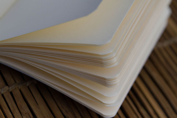 Pocket%20Series%20Black%20Grey%20Kraft%20Notebook%203-Pack%20-%20Image%204