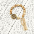 Xiaohongshu has the same milky wood beads, mountain ghosts, spending money, bracelets, retro literary temperament, versatile, hand-knitted niche design. 