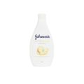 International Italian product Skin care Johnsons Soft & Pamper body wash used for male female - 400 ml. 