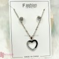 Women's Wedding Jewelry Set with Necklace Pendant Chain and Earrings.