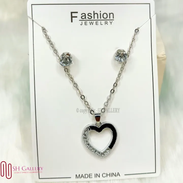 Women's%20Wedding%20Jewelry%20Set%20with%20Necklace%20Pendant%20Chain%20and%20Earrings%20-%20Image%203