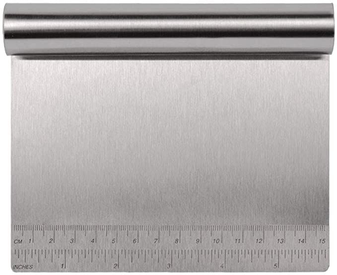 Bench%20Scraper%20Chopper%20Stainless%20Steel%20Kitchen%20Food%20Scraper%20Icing%20Smoother%20Blade%20with%20Measuring%20Scale%20for%20Dough%20-%20Image%203