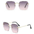 Rimless Sunglasses Square Large Frame Gradient Color Sunglasses Fashion Street Photography Glasses for Women. 