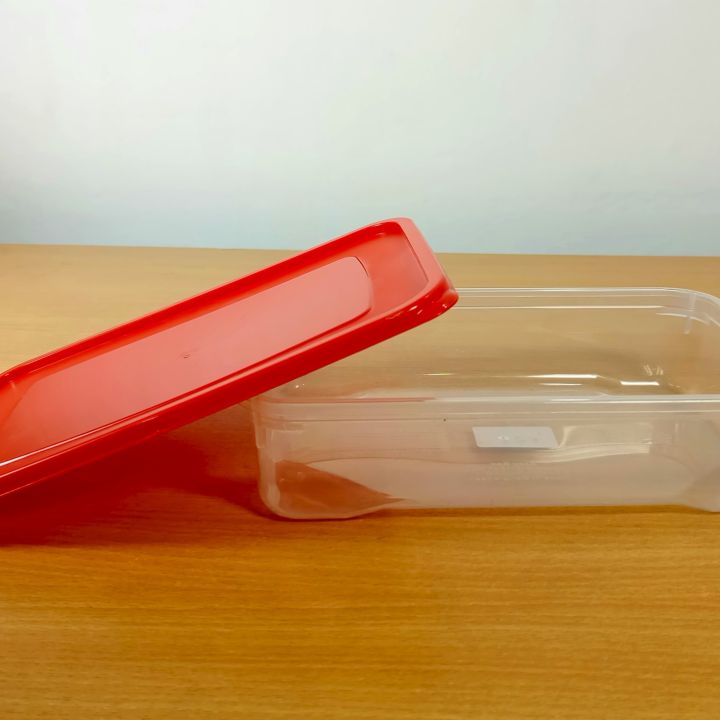 Refrigerator%20Storage%20Container%20with%20Lid.%20%2003/4%20Pcs%20Set%20%20Food%20grade%20Container%20/%20Plastic%20Box%20for%20Kitchen.%20%201600ml.%20-%20Image%204
