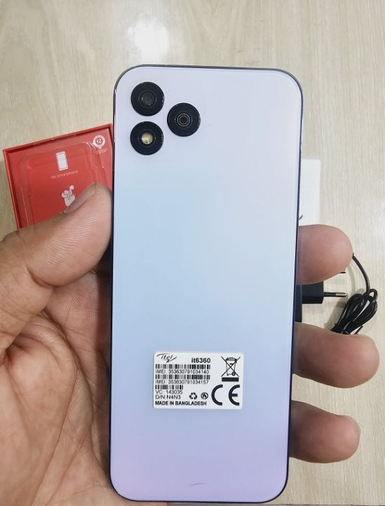 itel%20Magic%204%20Smart%20Touch%20Button%20Mobile%20Phone%20-%20Image%206