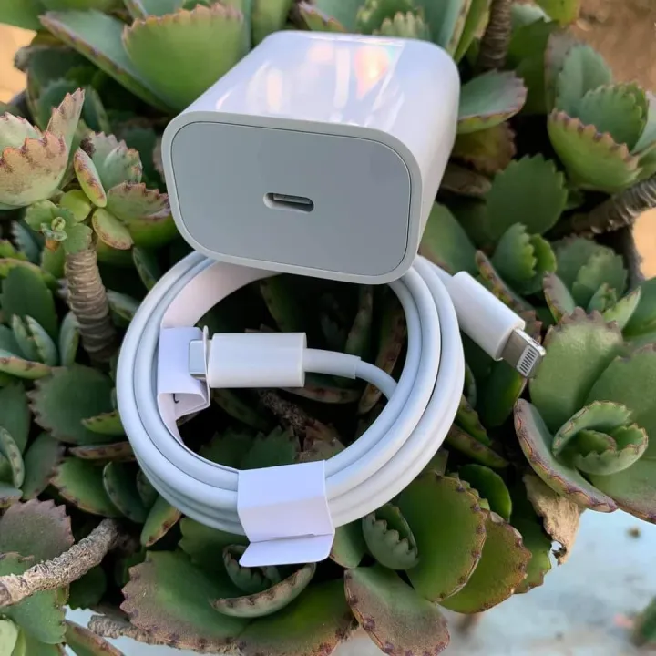 for%20iphone%2020Watt%20charger%2014/13/12/11%20Made%20in%20vietname%20-%20Image%204