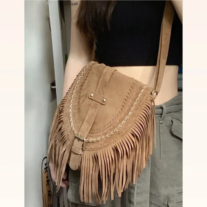 Xiaohongshu%20Same%20Style%20Suede%20American%20Hot%20Girl%20Tassel%20Bag%20Women's%20Retro%20Khaki%20All-Match%20Ethnic%20Style%20Messenger%20Bag%20Fashion%20-%20Image%205