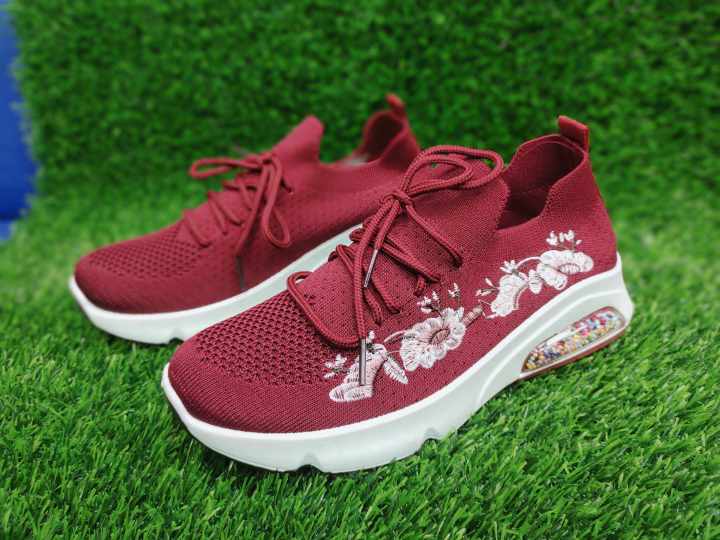 Soft%20China%20Stylish%20Women%20Sports%20Shoes%20Yarn%20PVC%20for%20Gym%20&%20Walking%20Shoes%20Soft%20Maroon%20Color.%20Sneakers%20Shoes%20for%20Girls%20and%20Women.%20Lotus.%20-%20Image%204