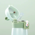 Cute Bear Thermal Water Bottle for Kids,Smart Display,Thermometer,Mug with Straw,Stainless Steel Insulated Cup,500ml. 
