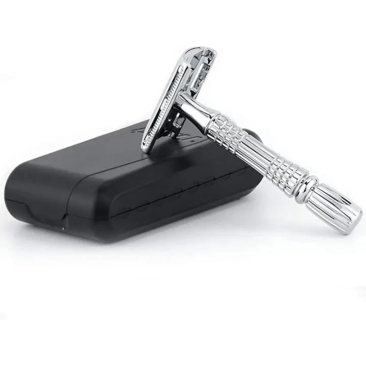 Double%20Edge%20Safety%20Razor%20Wet%20Shaving%20for%20Men%20Women%20with%20Platinum%20Blade%20and%20Mirrored%20Travel%20Case%20-%20Image%202