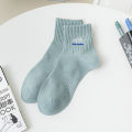 Xinjiang Cotton Embroidered Pure Cotton Athletic Socks Breathable Sweat Absorbing Socks Men's Deodorant Mid-Calf Length Socks Boys Five-Point Socks.