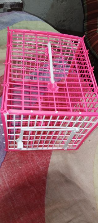 Bird%20Carrying%20Cage%20For%20Bird%20(Plastic)%20-%20Image%204