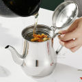 Strainer oiler stainless steel household leak-proof hip flask ounce pot pour oil bottle kitchen supplies oil cans seasoning jars. 