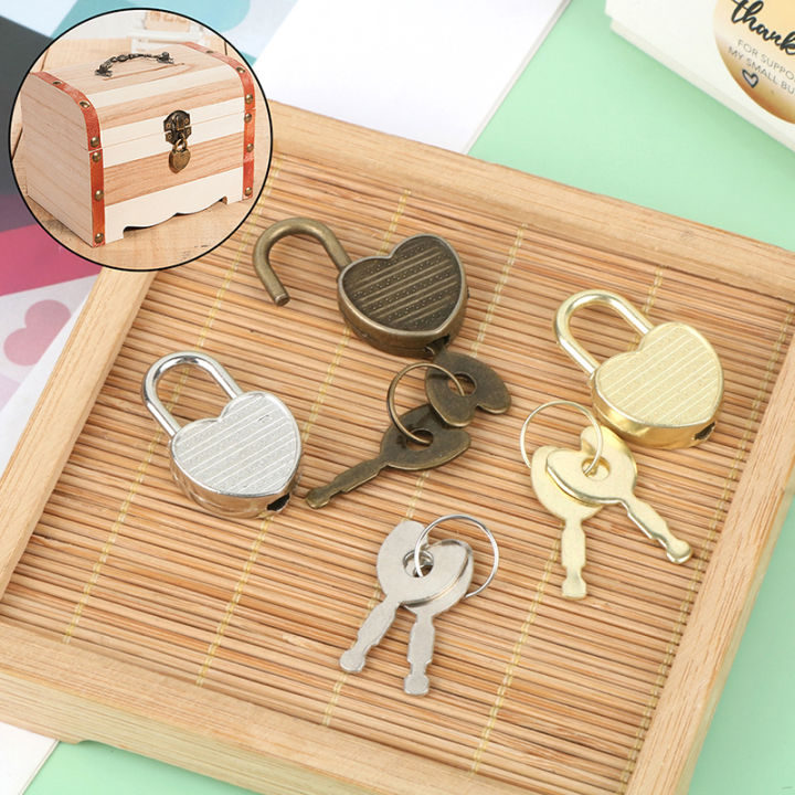 1Set Heart Shape Padlocks Mini Luggage Hardware Locks With Key Lock For Travel Wedding Jewelry Box Diary Book Suitcase Huiye