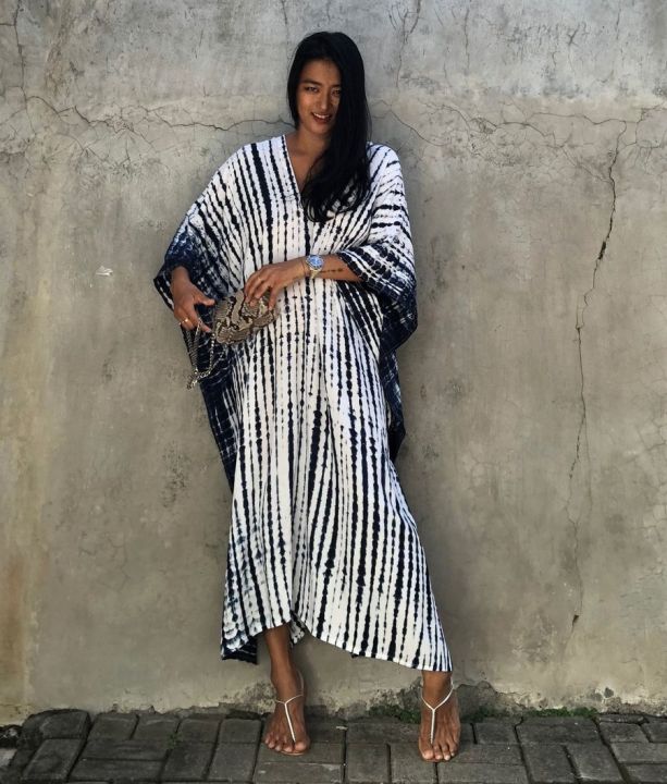 Plus%20Size%20Boho%20Cover%20Up%20Loose%20Dress%20Women%20Summer%20Tie%20Dye%20Kaftan%20Print%20Striped%20Bat%20Sleeve%20V%20Neck%20Split%20Maxi%20Beachwear%20Dress%20House%20Foocus%20-%20Image%204