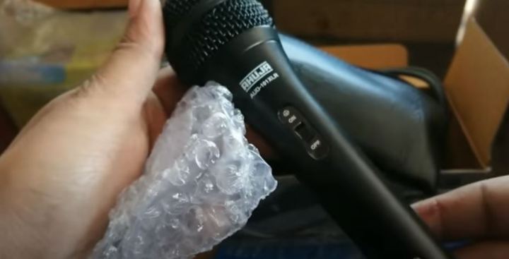 Ahuja%20AUD%20101XLR%20Wired%20Microphone%20Unidirictional%20dynamic%20Microphone%20with%20Wired%20Ahuja%20Microphone%20-%20Black%20-%20Microphone%20-%20Microphone%20-%20Microphone%20-%20Image%204