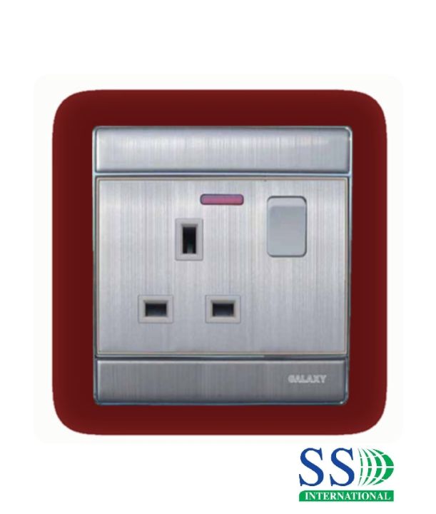 13A%20Socket%20With%20Switch%20-%20Image%202