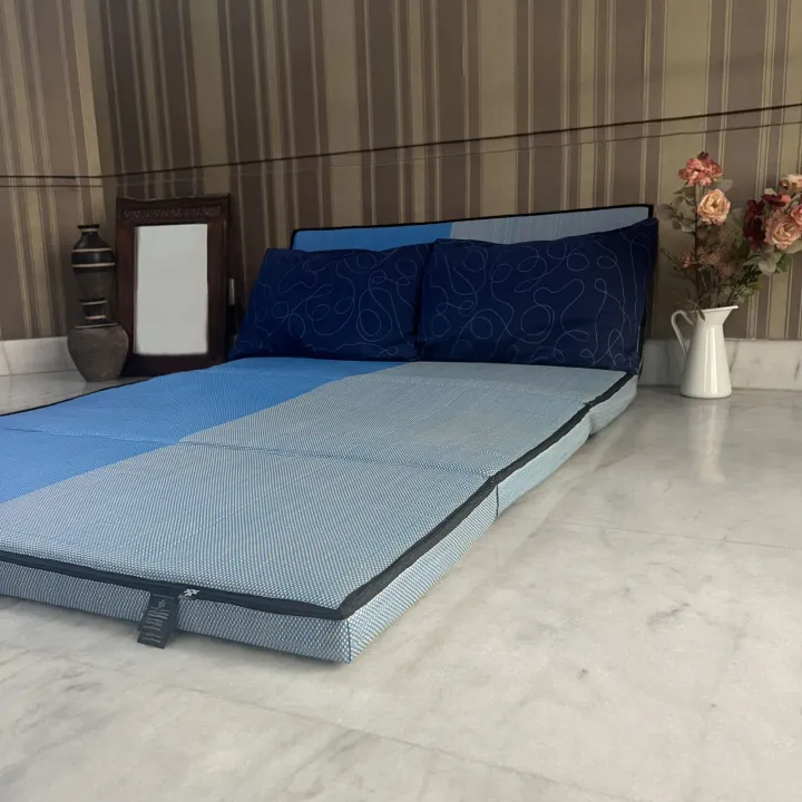 Relax%20Floor%20Mattress%20-%20Shaded%20Blue%20Premium%20Sleeping%20Mat%20(Semi%20Double)%20-%20Image%204