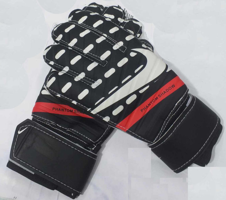 Football%20Hand%20Gloves%20-%20Ensure%20Warmth%20And%20Protection%20For%20Your%20Hands%20During%20Play%20-%20Includes%201%20Pair%20-%20Image%206