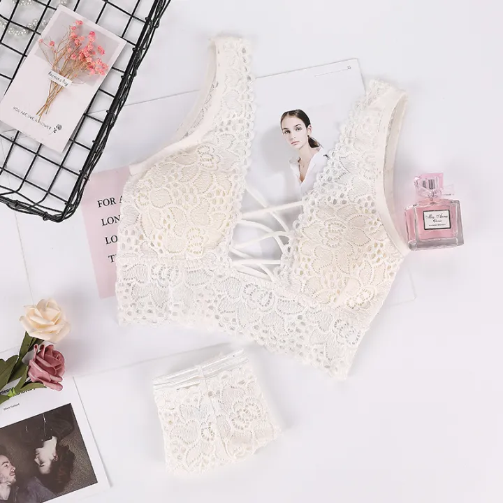 Exclusive%20&%20comfortable%20bra%20panty%20set%20for%20woman%20-%20Image%202