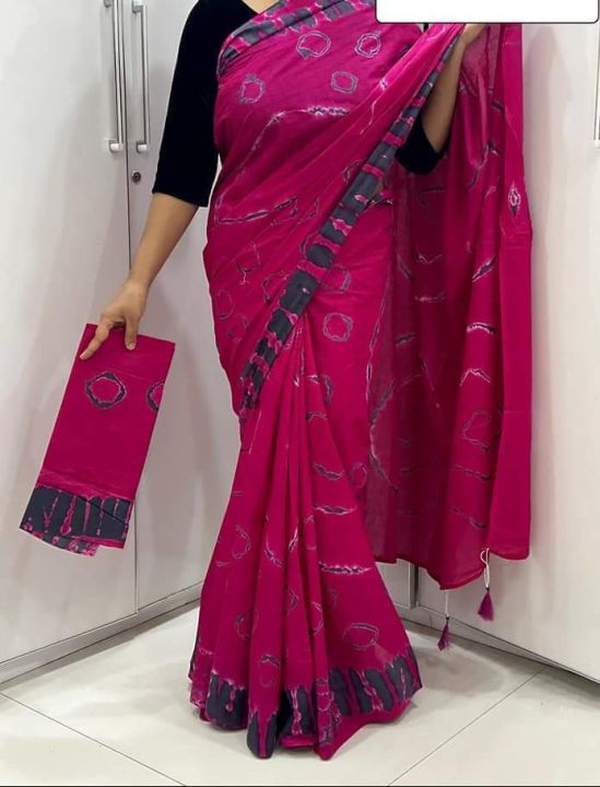 Multicolor%20Batik%20Print%20Cotton%20Saree%20for%20Women%20with%20Running%20Blouse%20Piece,%20Casual,%20Party%20and%20Festive%20Wear%20-%20Image%204
